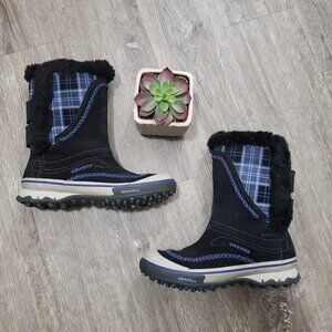 Merrell Women's Black and Blue Plaid Winter Boots